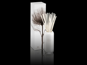フローラ エッセンスディフューザー [FLORA ESSENCE DIFFUSER]