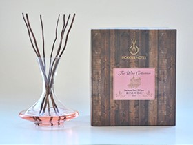 ワインコレクション リードディフューザー（デキャンタ/375ｍL） [Wine Collection Reed Diffuser]